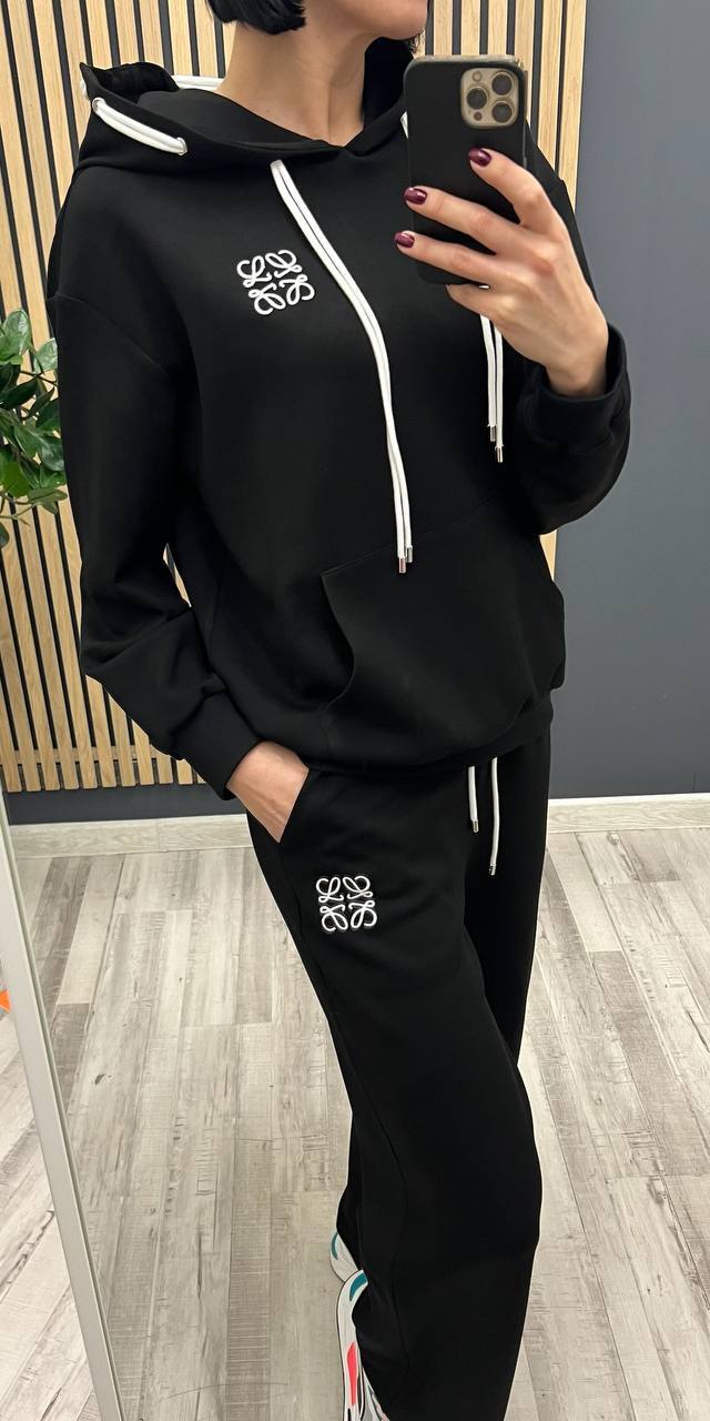 Трендовый спортивный костюм Loewe BP-46725 Трендовый спортивный костюм Loewe BP-46725