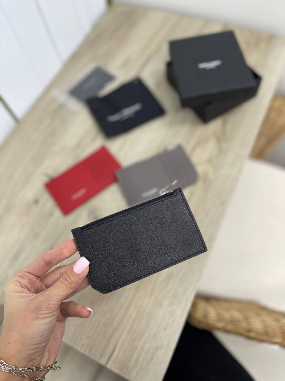 Черный картхолдер люкс Yves Saint Laurent BP-18587 Черный картхолдер люкс Yves Saint Laurent BP-18587