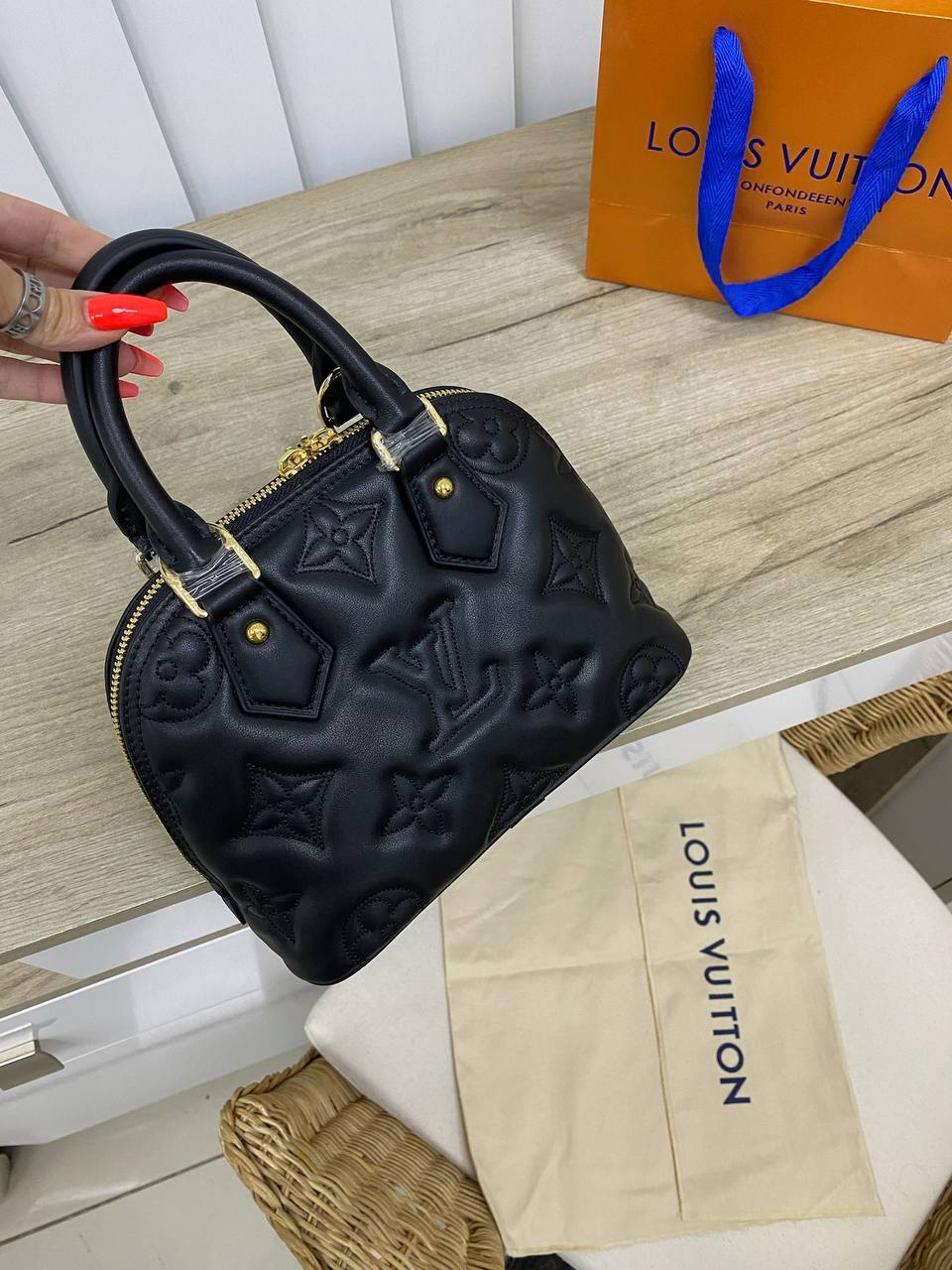 Коллекционная женская сумка Louis Vuitton BP-22007 Коллекционная женская сумка Louis Vuitton BP-22007