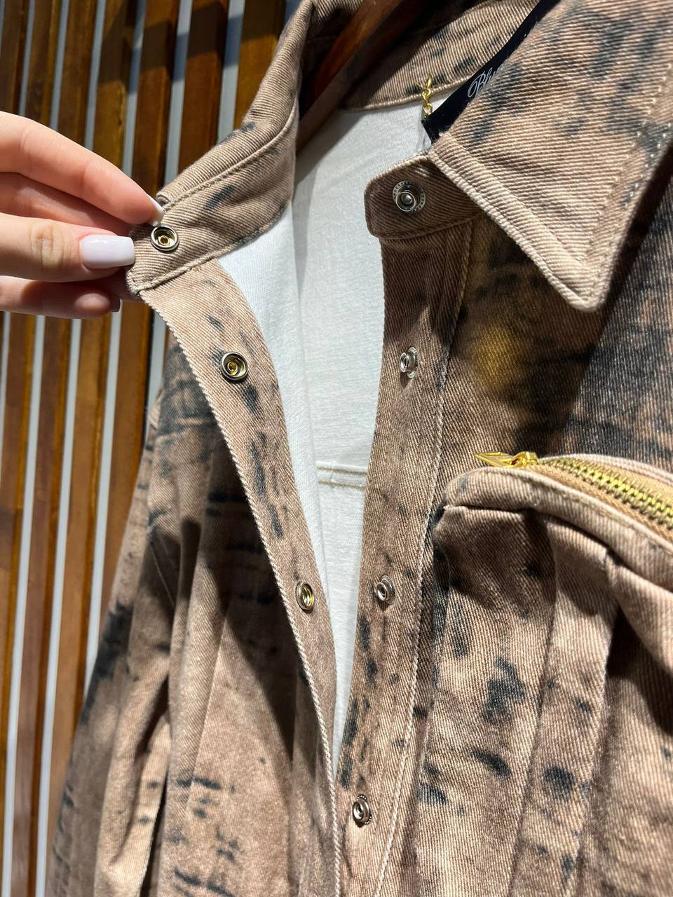 Женская куртка Blumarine трендовая BP-38983 Женская куртка Blumarine трендовая BP-38983