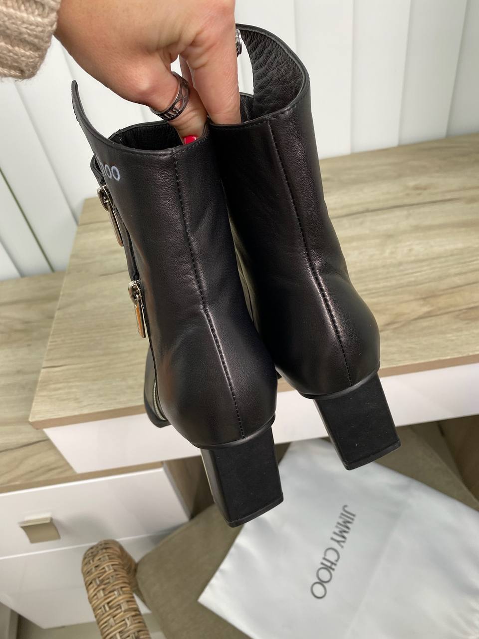 Дизайнерские ботильоны Jimmy Choo BP-23722 Дизайнерские ботильоны Jimmy Choo BP-23722