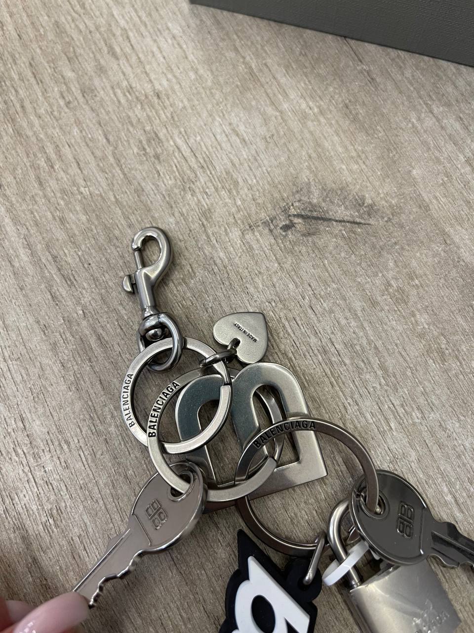 Люкс брелок Balenciaga BP-50994 Люкс брелок Balenciaga BP-50994