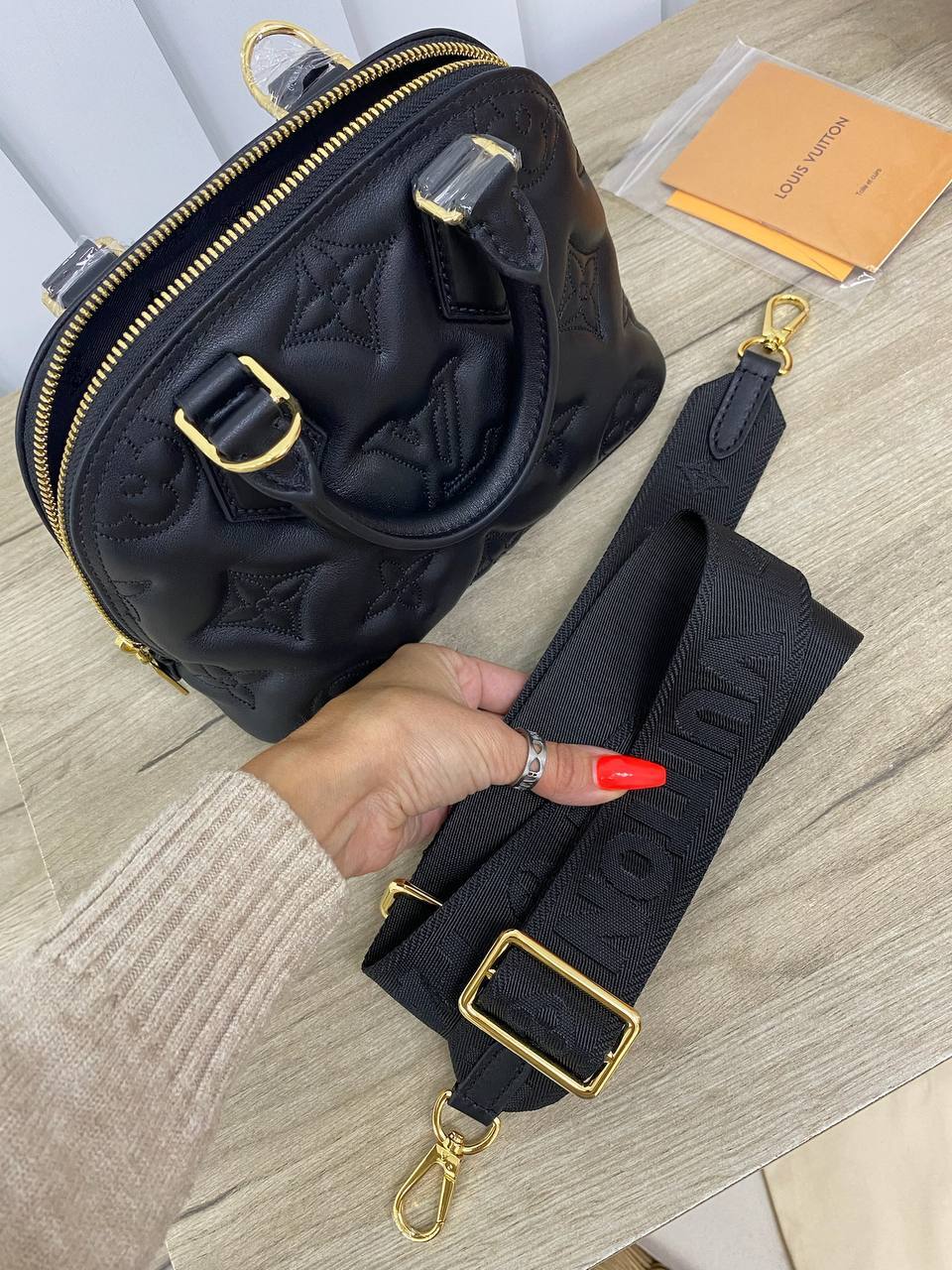 Коллекционная женская сумка Louis Vuitton BP-22007 Коллекционная женская сумка Louis Vuitton BP-22007