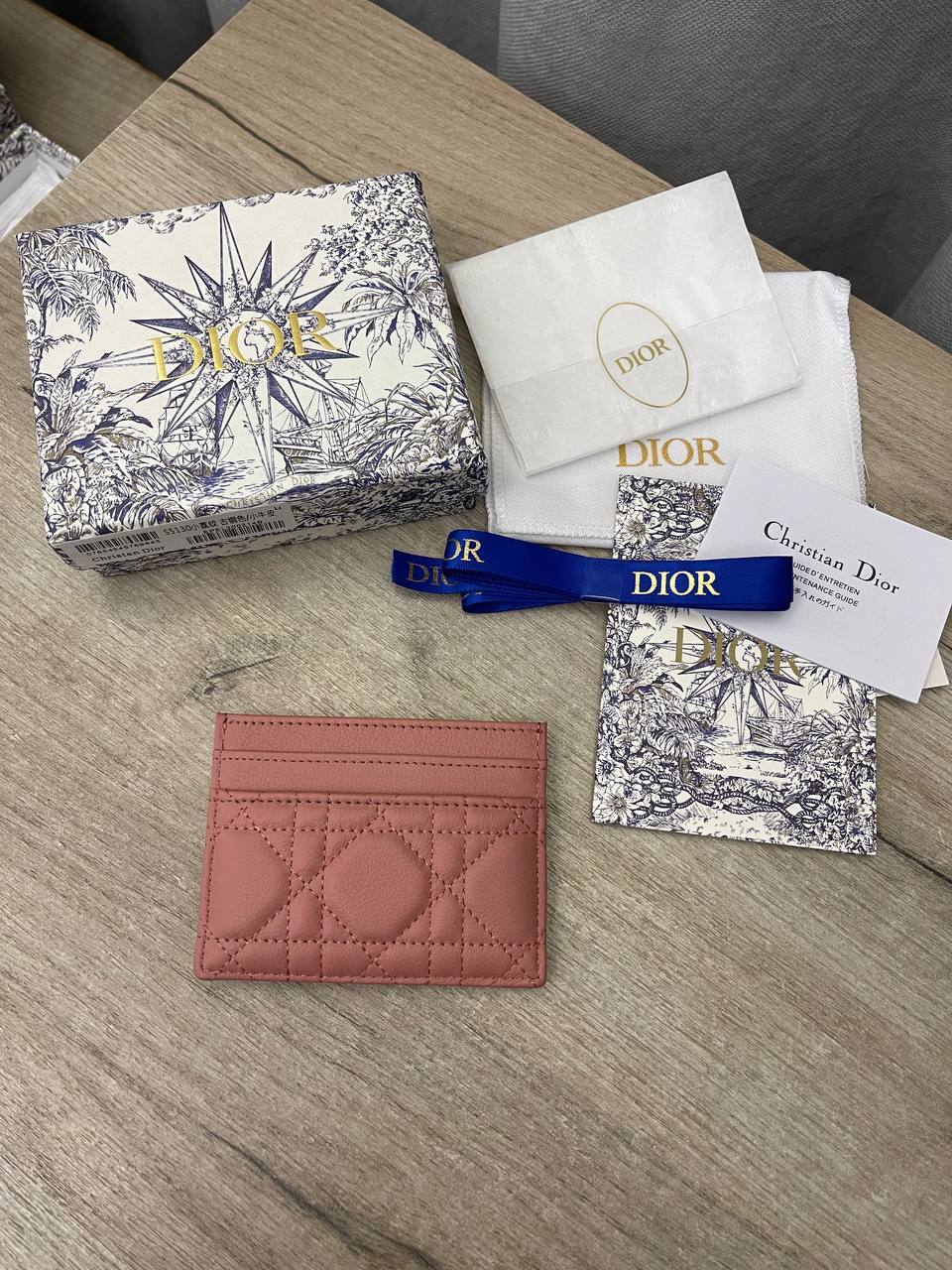 Розово-коричневый картхолдер Christian Dior BP-50405 Розово-коричневый картхолдер Christian Dior BP-50405