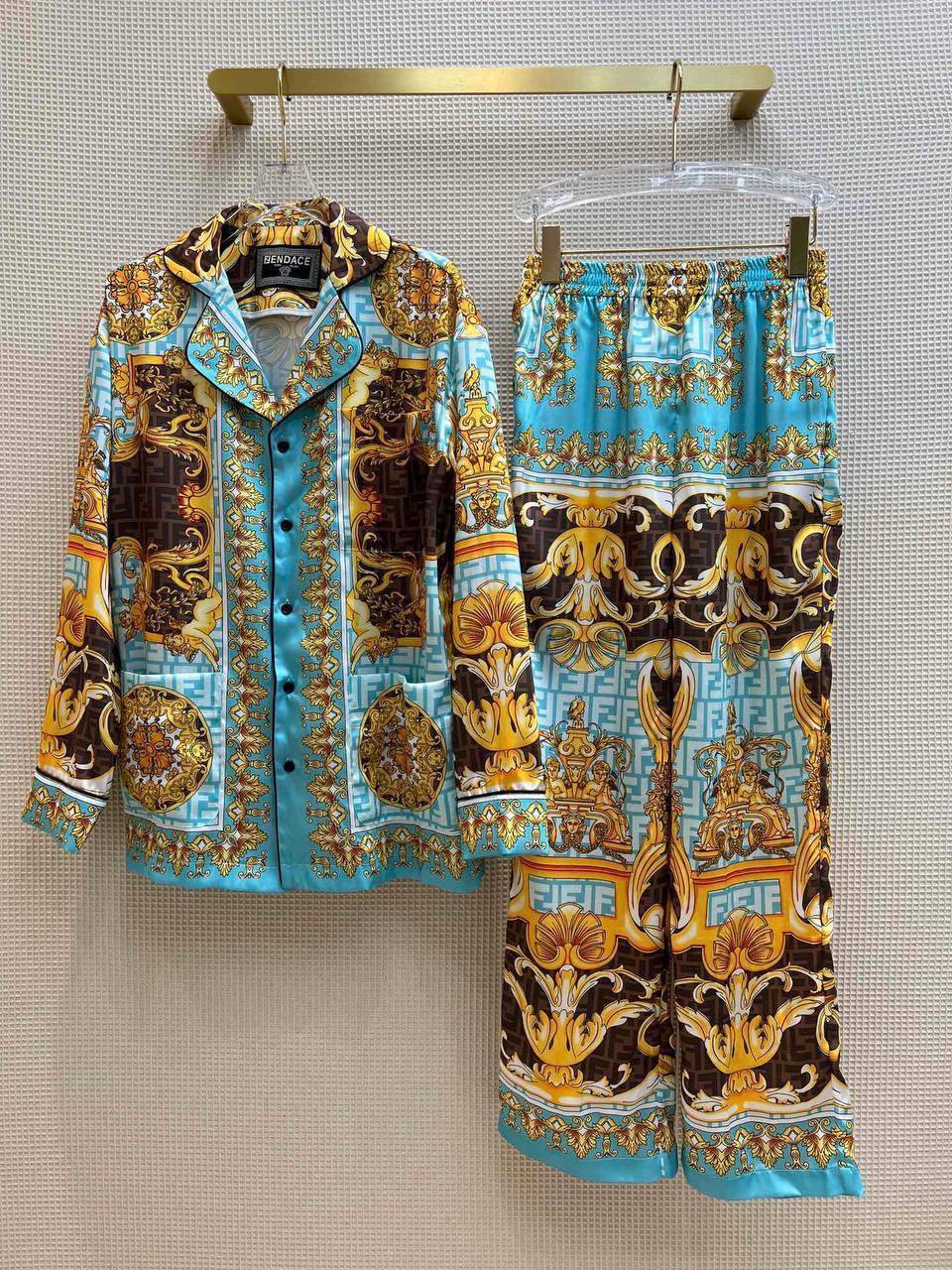 Костюм Versace женский BP-17827 Костюм Versace женский BP-17827