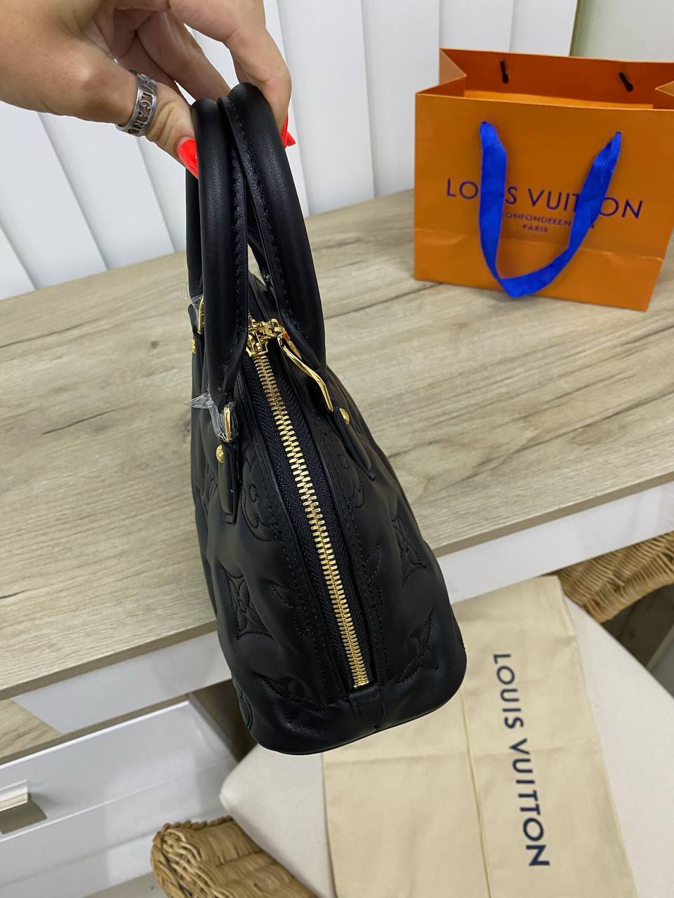 Коллекционная женская сумка Louis Vuitton BP-22007 Коллекционная женская сумка Louis Vuitton BP-22007