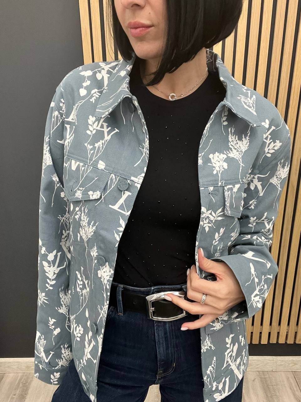 Коллекционная куртка Louis Vuitton BP-35285 Коллекционная куртка Louis Vuitton BP-35285