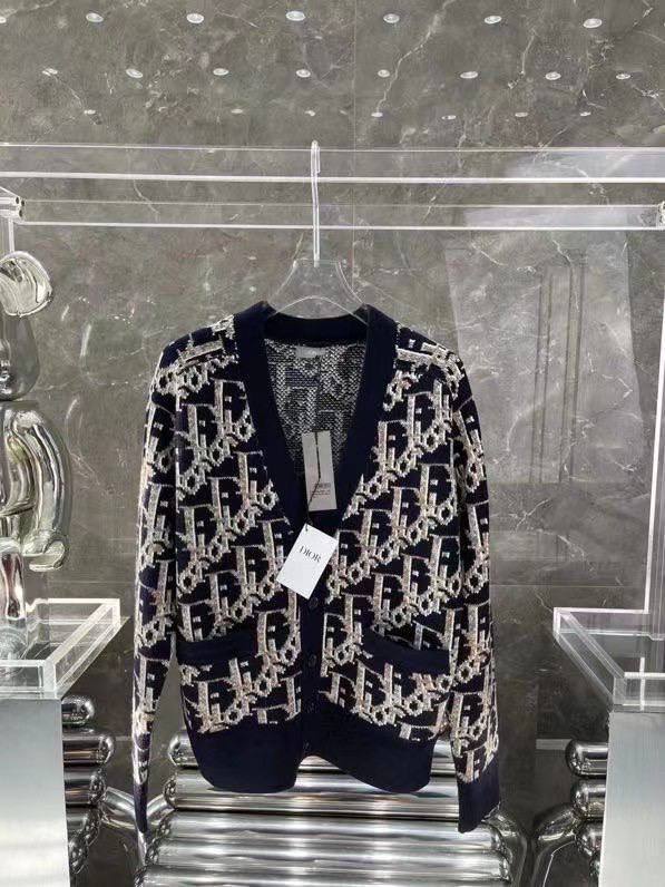 Кардиган стильный Christian Dior BP-26580 Кардиган стильный Christian Dior BP-26580