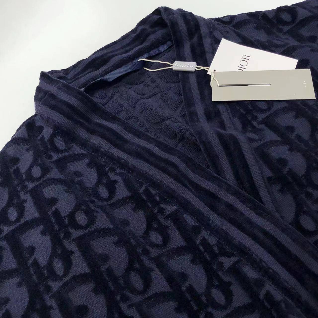 Халат от Christian Dior BP-24277 Халат от Christian Dior BP-24277