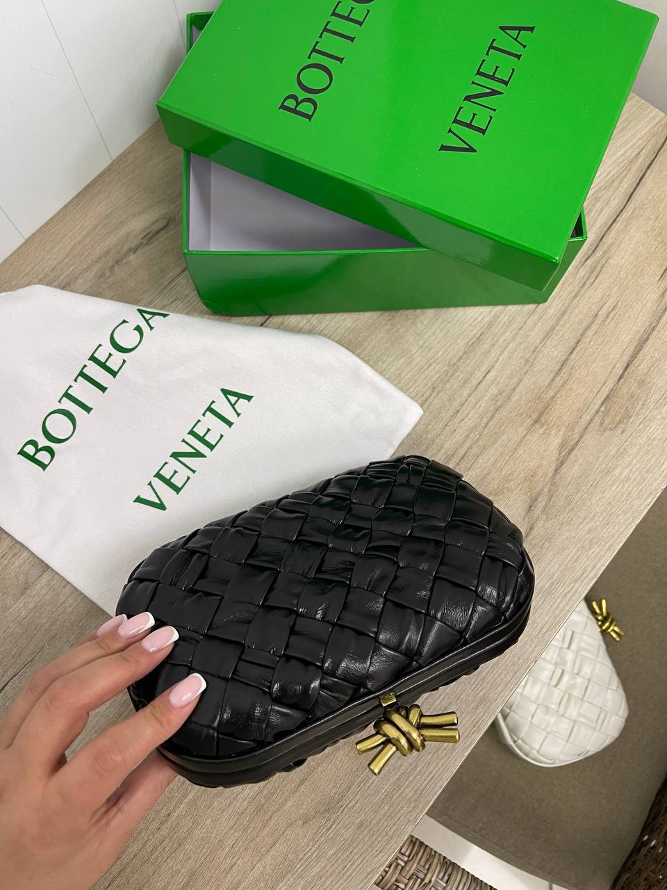 Женская коллекционная сумка Knot Minaudiere Bottega Veneta BP-26102 Женская коллекционная сумка Knot Minaudiere Bottega Veneta BP-26102