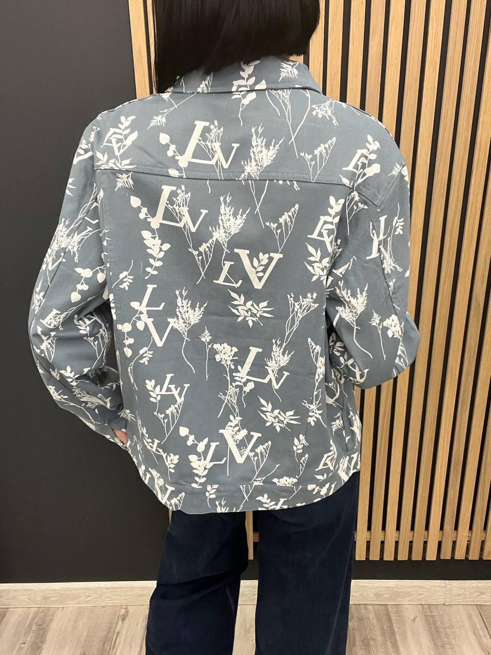 Коллекционная куртка Louis Vuitton BP-35285 Коллекционная куртка Louis Vuitton BP-35285