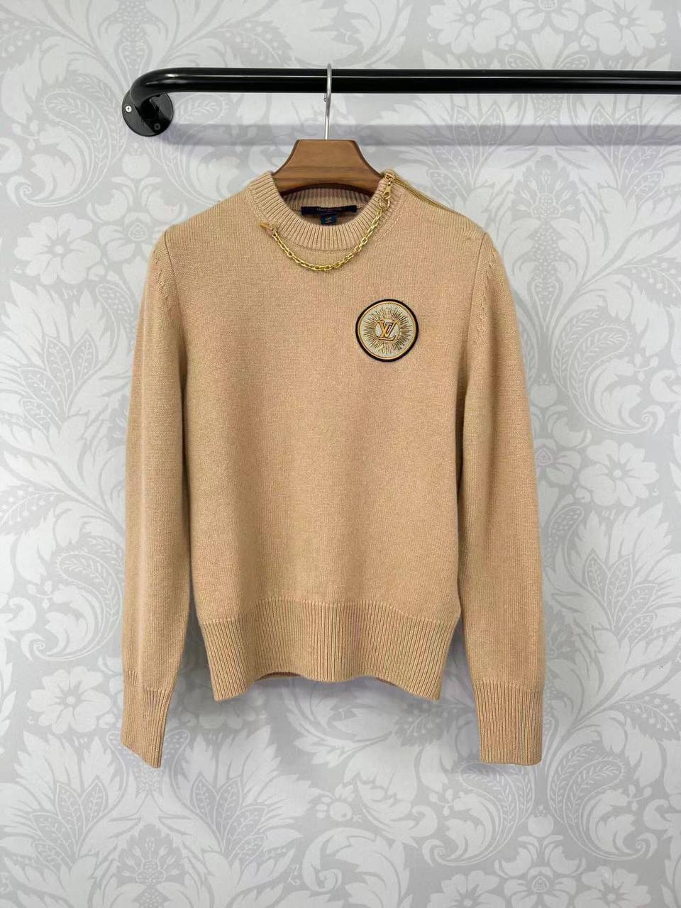 Элитный свитер женский Louis Vuitton BP-43035 Элитный свитер женский Louis Vuitton BP-43035