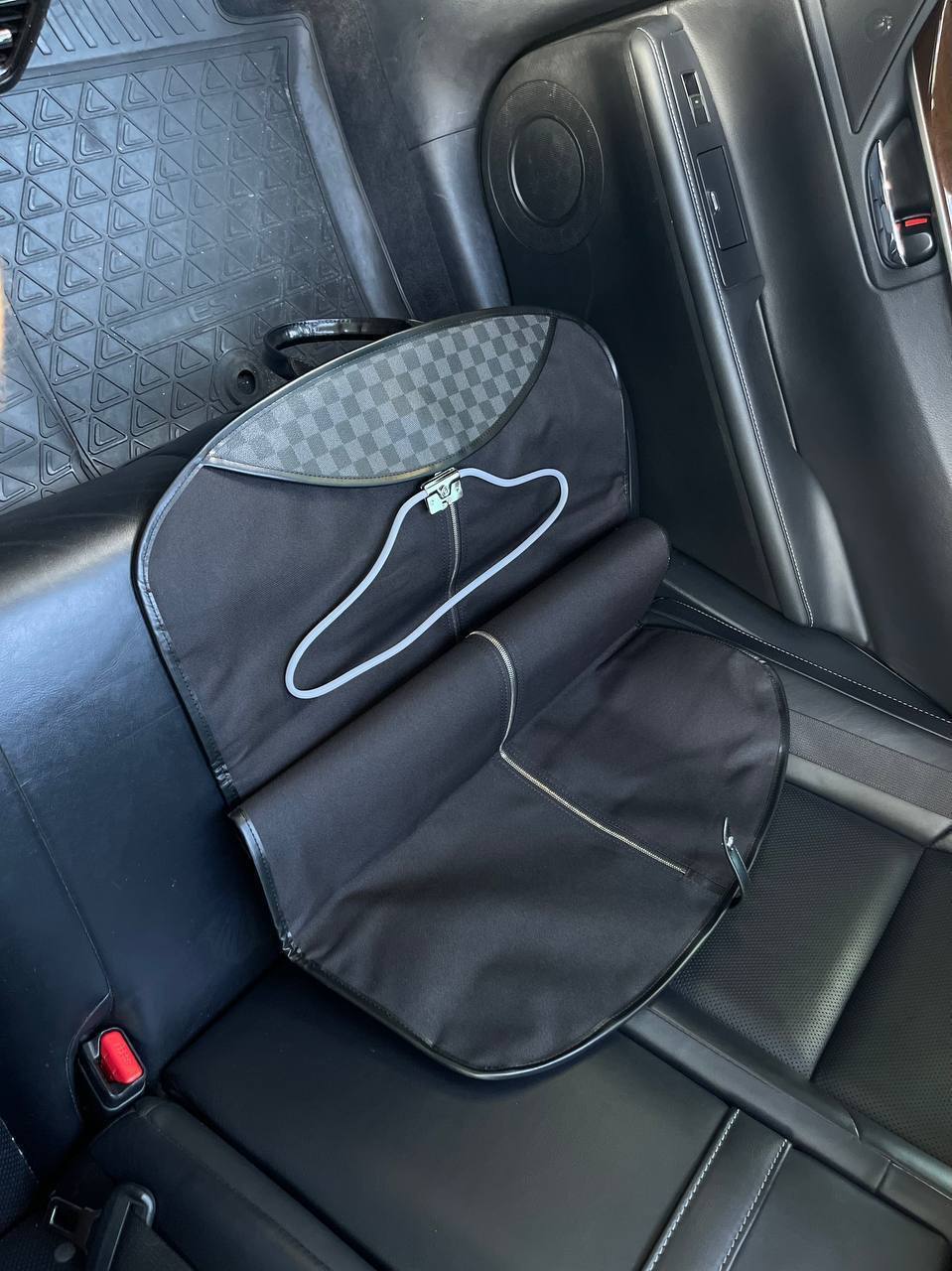 Портплед Louis Vuitton стильный BP-23773 Портплед Louis Vuitton стильный BP-23773