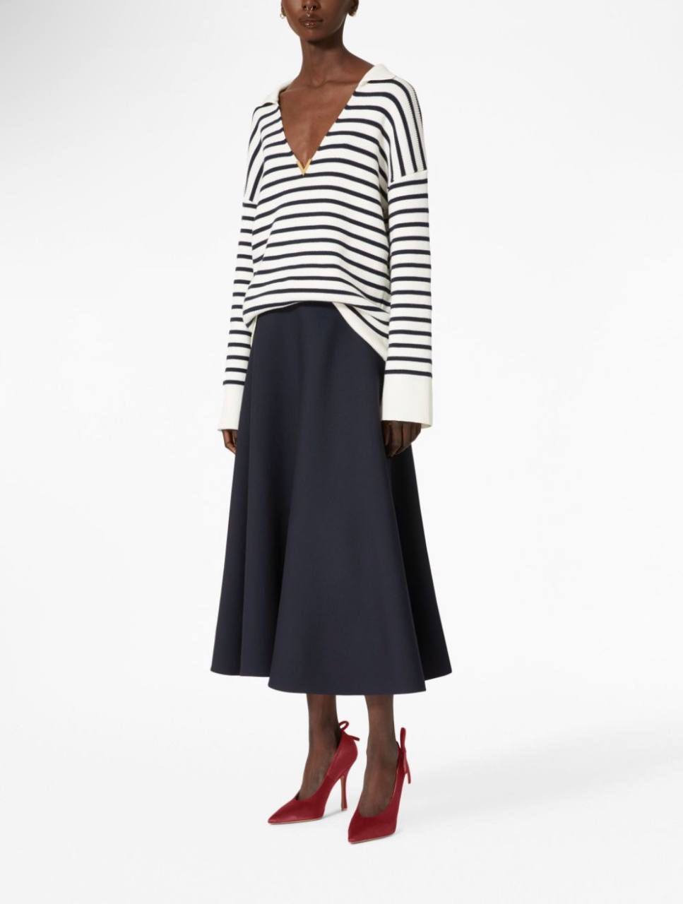 Трендовый свитер женский Valentino BP-38385 Трендовый свитер женский Valentino BP-38385