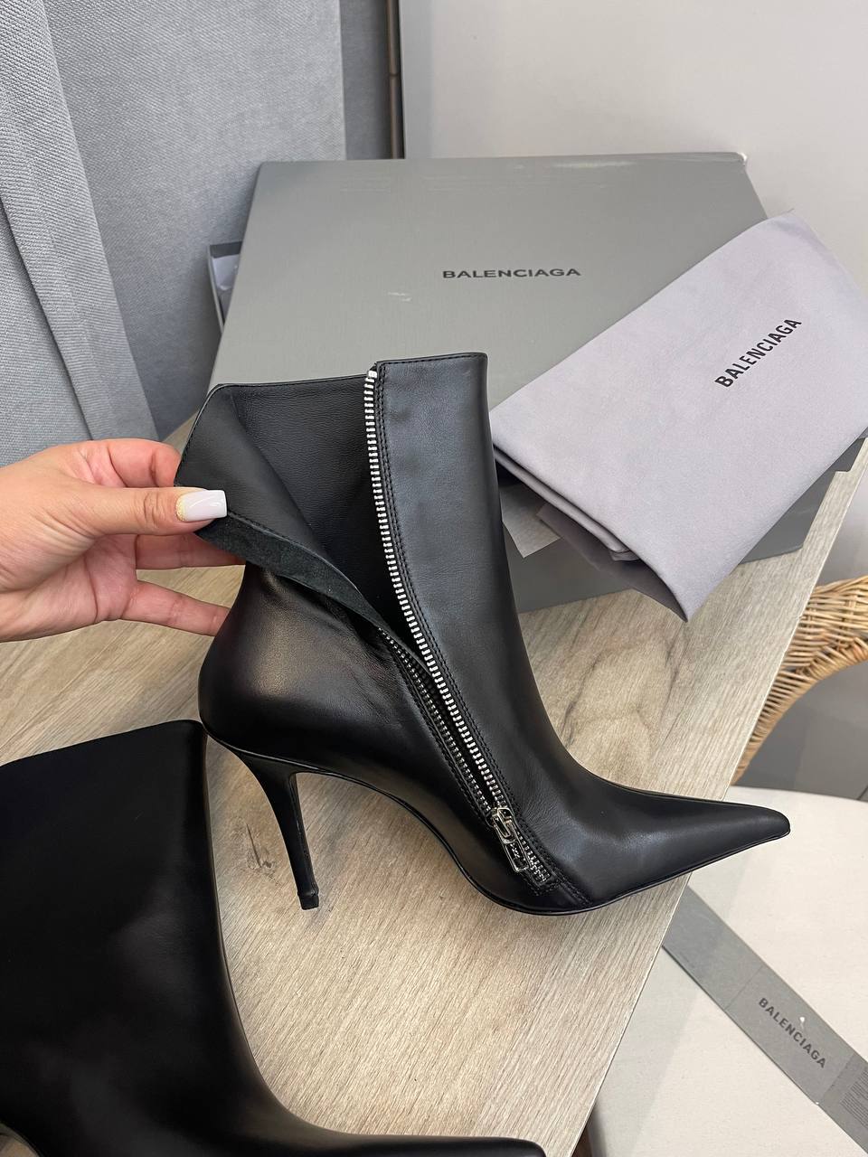 Коллекционные ботильоны Balenciaga BP-39659 Коллекционные ботильоны Balenciaga BP-39659