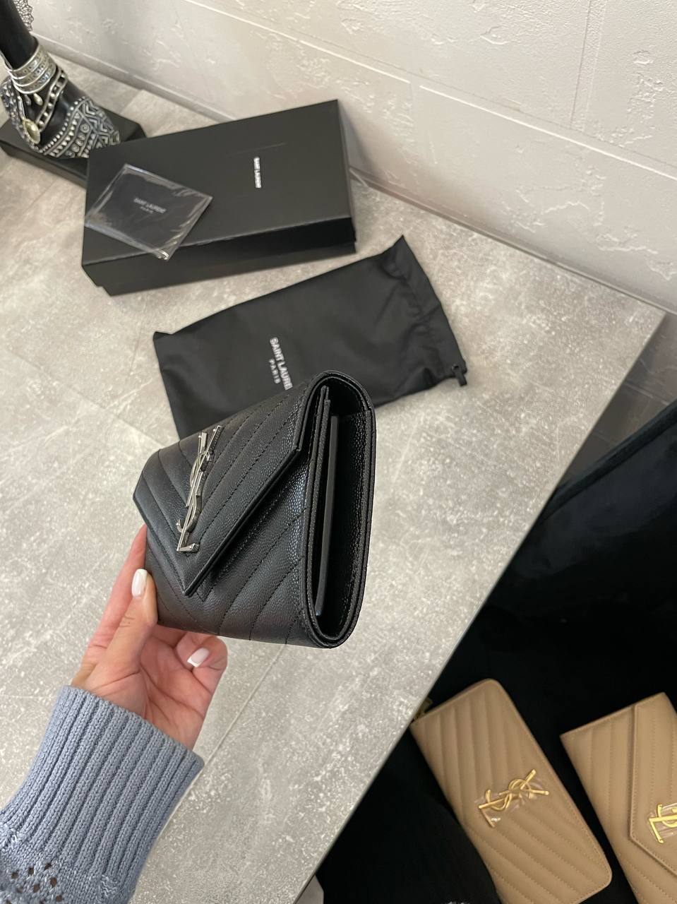 Кошелёк премиум Yves Saint Laurent BP-42315 Кошелёк премиум Yves Saint Laurent BP-42315