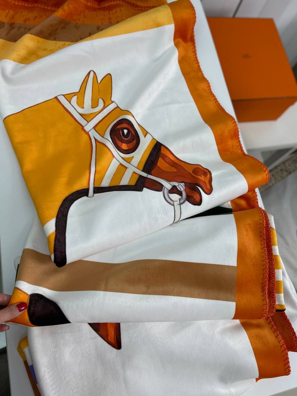 Hermes плед эксклюзивный BP-24475 Hermes плед эксклюзивный BP-24475