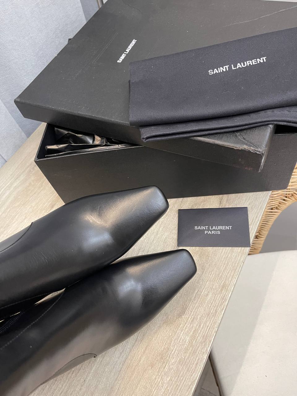 Люксовые ботильоны Yves Saint Laurent BP-40044 Люксовые ботильоны Yves Saint Laurent BP-40044