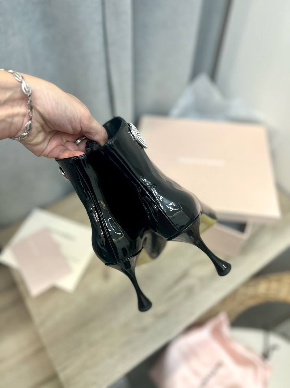 Трендовые ботильоны MACH & MACH BP-42521 Трендовые ботильоны MACH & MACH BP-42521