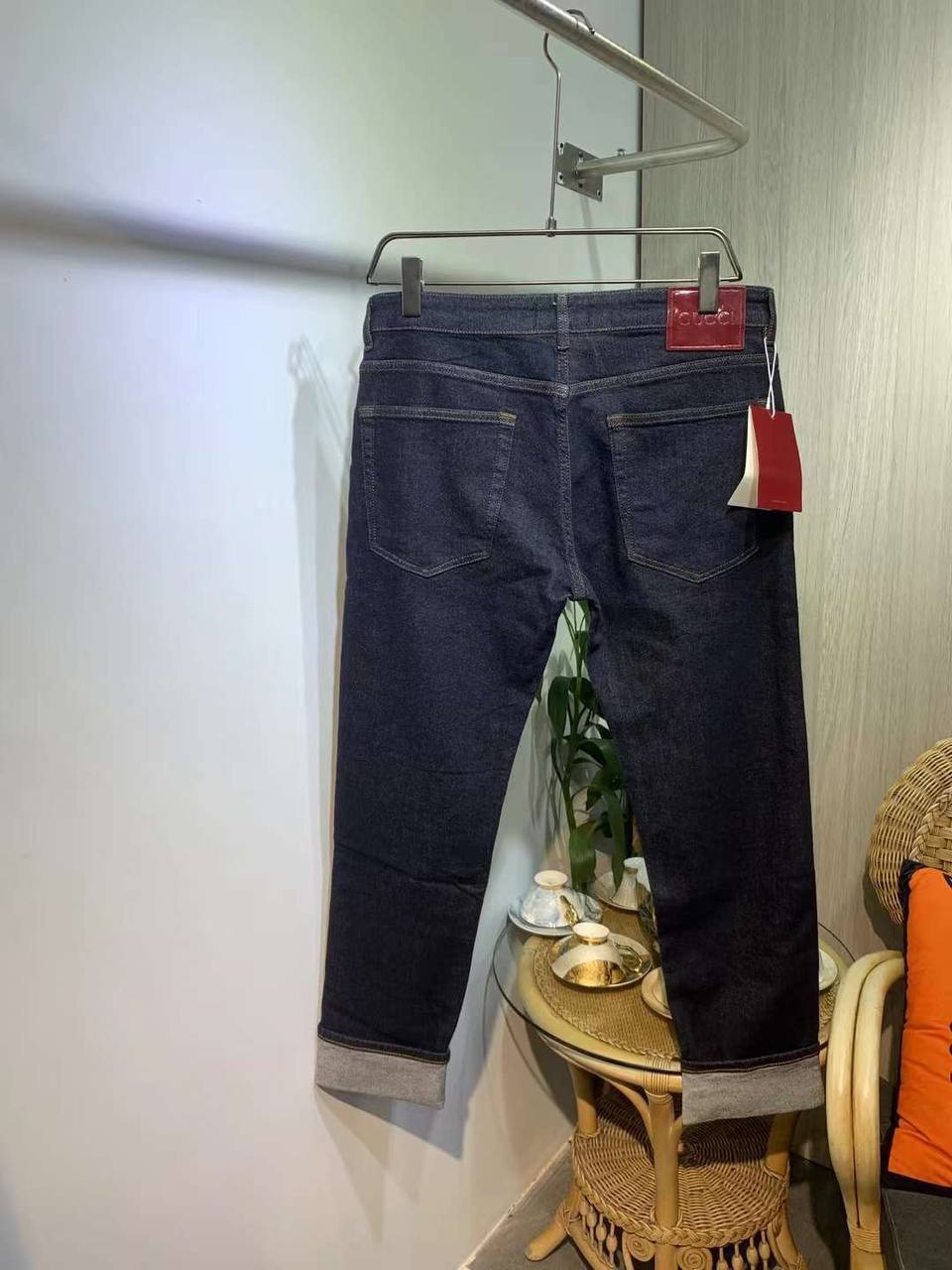 Джинсы дизайнерские темно-синие Gucci BP-805212 Джинсы дизайнерские темно-синие Gucci BP-805212