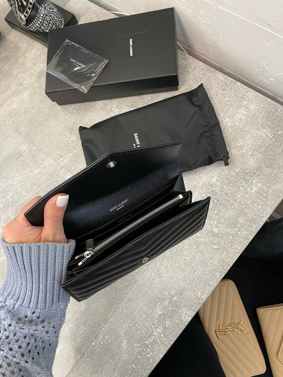 Кошелёк премиум Yves Saint Laurent BP-42315 Кошелёк премиум Yves Saint Laurent BP-42315