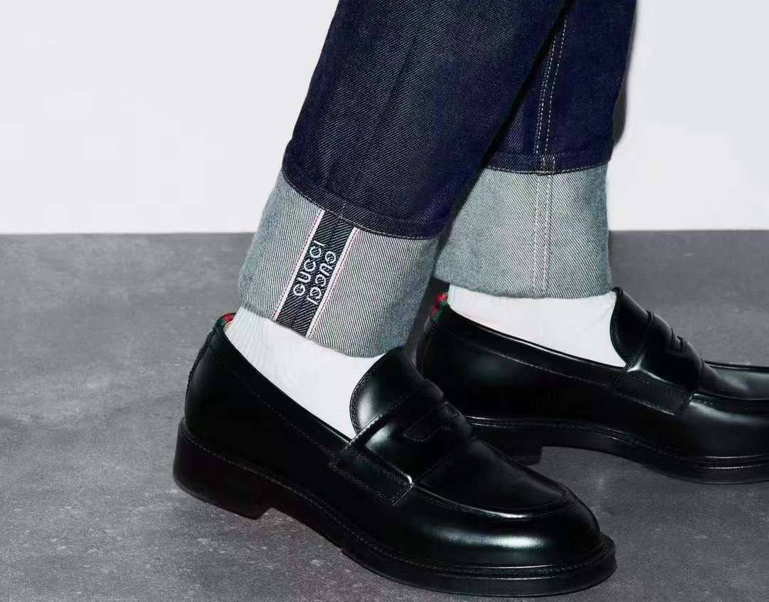 Джинсы дизайнерские темно-синие Gucci BP-805212 Джинсы дизайнерские темно-синие Gucci BP-805212