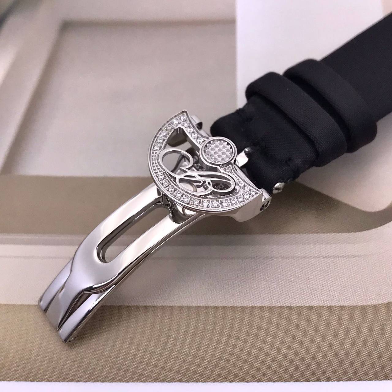 Стильные часы Breguet BP-19628 Стильные часы Breguet BP-19628