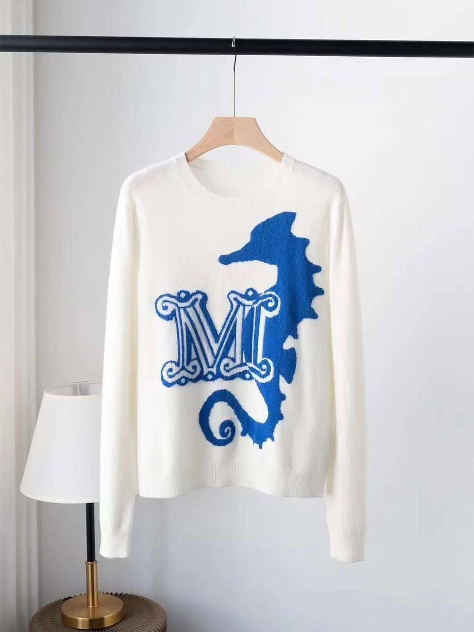 Повседневный свитер женский Max Mara BP-24340 Повседневный свитер женский Max Mara BP-24340