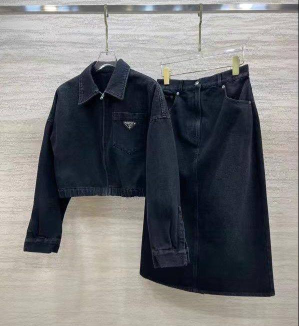 Дизайнерский костюм Prada женский BP-18184 Дизайнерский костюм Prada женский BP-18184