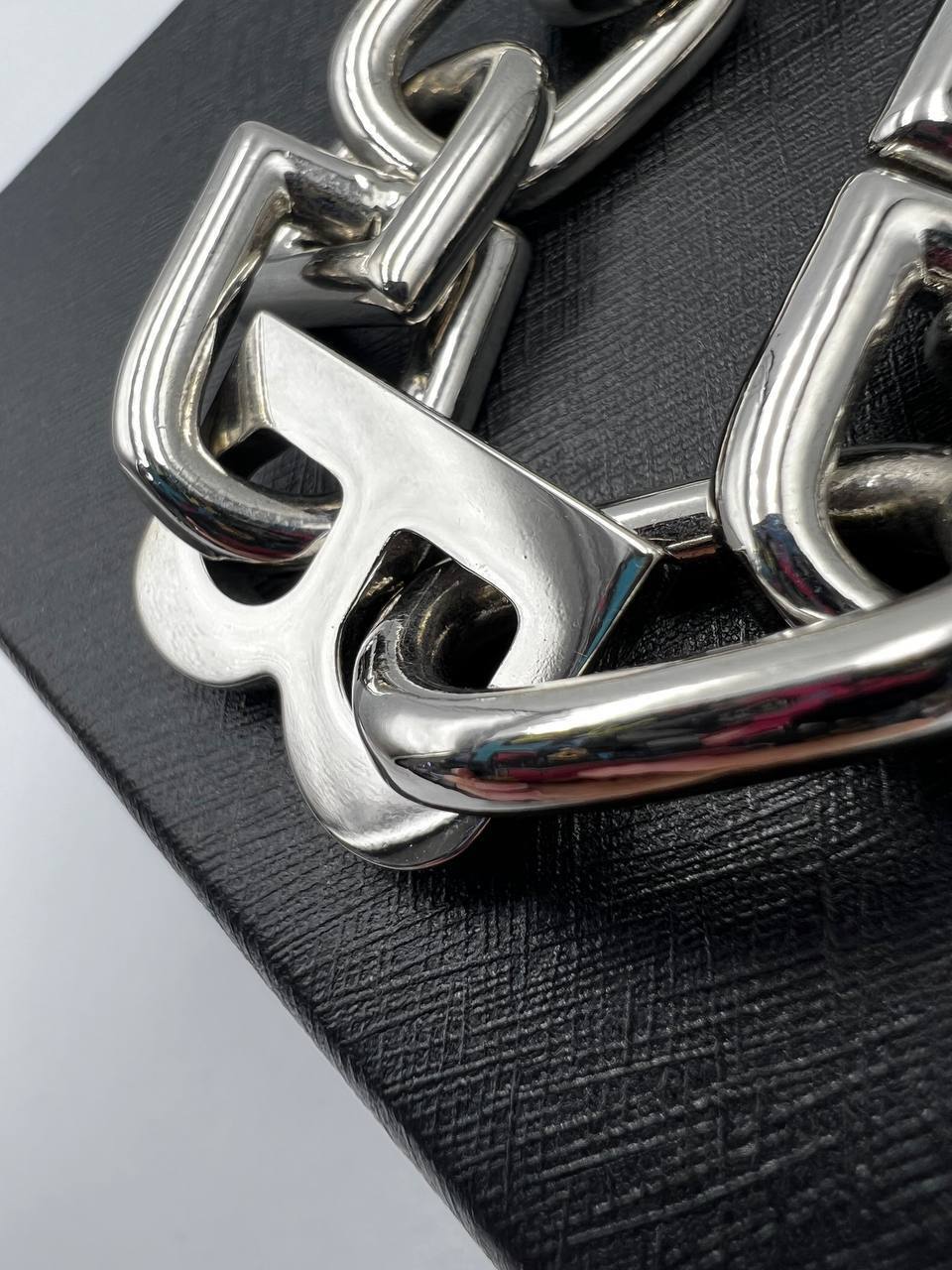 Колье коллекционное Balenciaga BP-48089 Колье коллекционное Balenciaga BP-48089