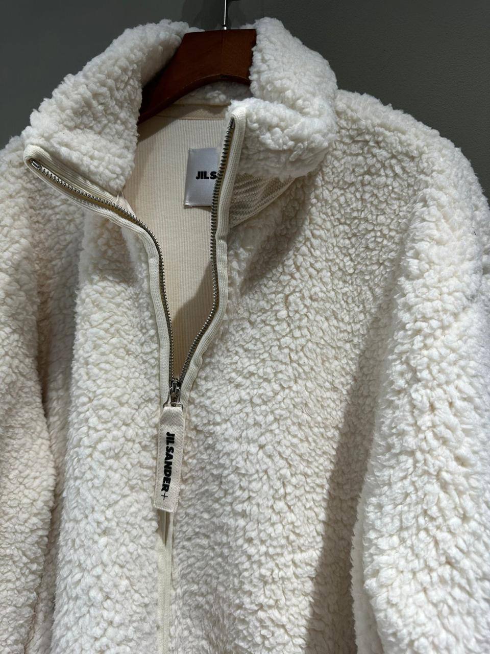 Куртка трендовая женская Jil Sander BP-25082 Куртка трендовая женская Jil Sander BP-25082