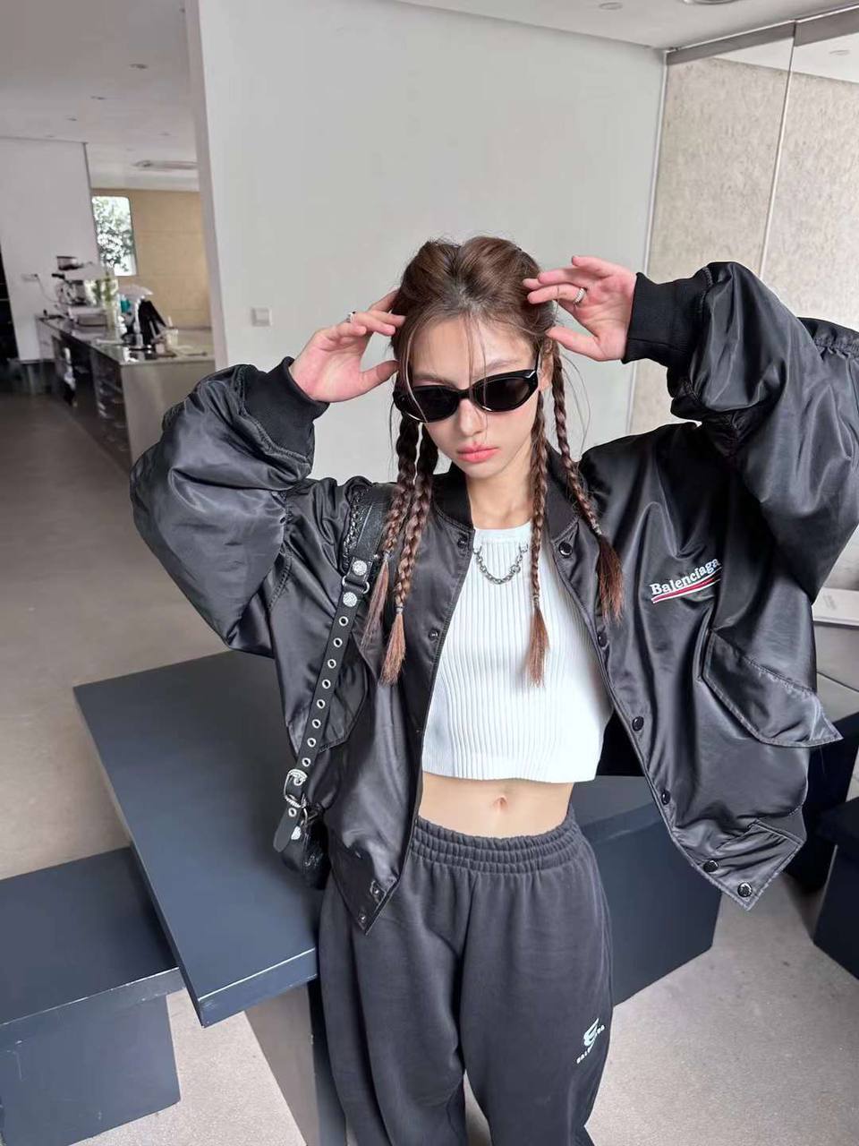 Бомбер Balenciaga дизайнерский BP-39119 Бомбер Balenciaga дизайнерский BP-39119