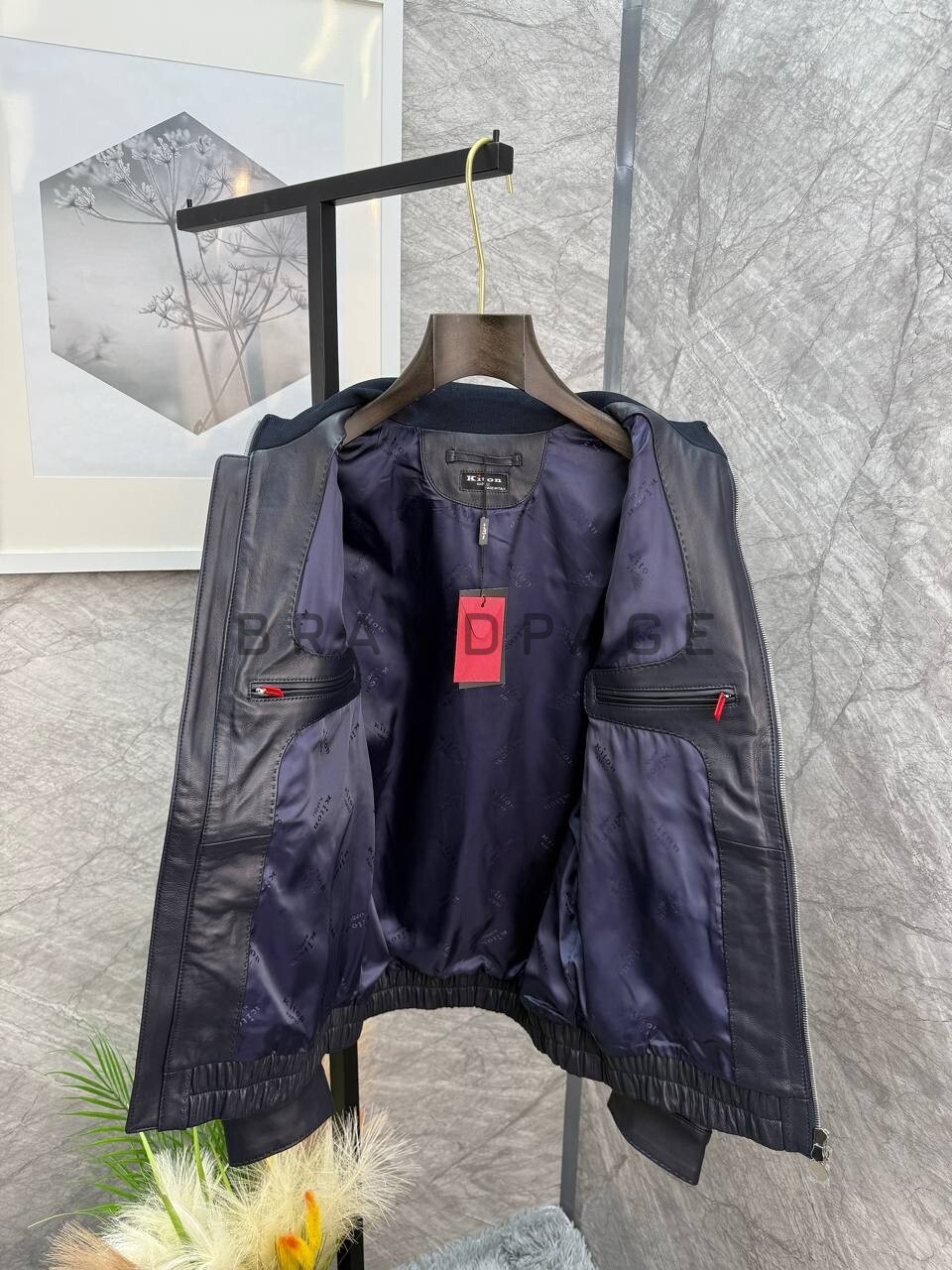 Кожаная куртка из кожи ягненка Kiton BPLUX5595 Кожаная куртка из кожи ягненка Kiton BPLUX5595