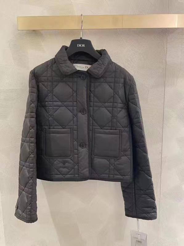 Женская куртка Christian Dior коллекционная BP-16234 Женская куртка Christian Dior коллекционная BP-16234