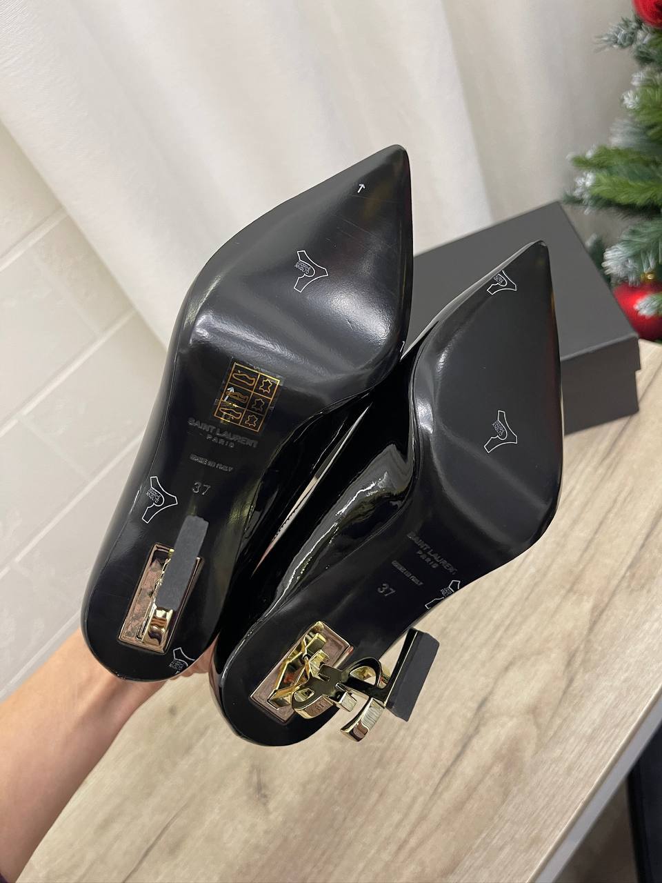 Трендовые туфли Yves Saint Laurent BP-44629 Трендовые туфли Yves Saint Laurent BP-44629