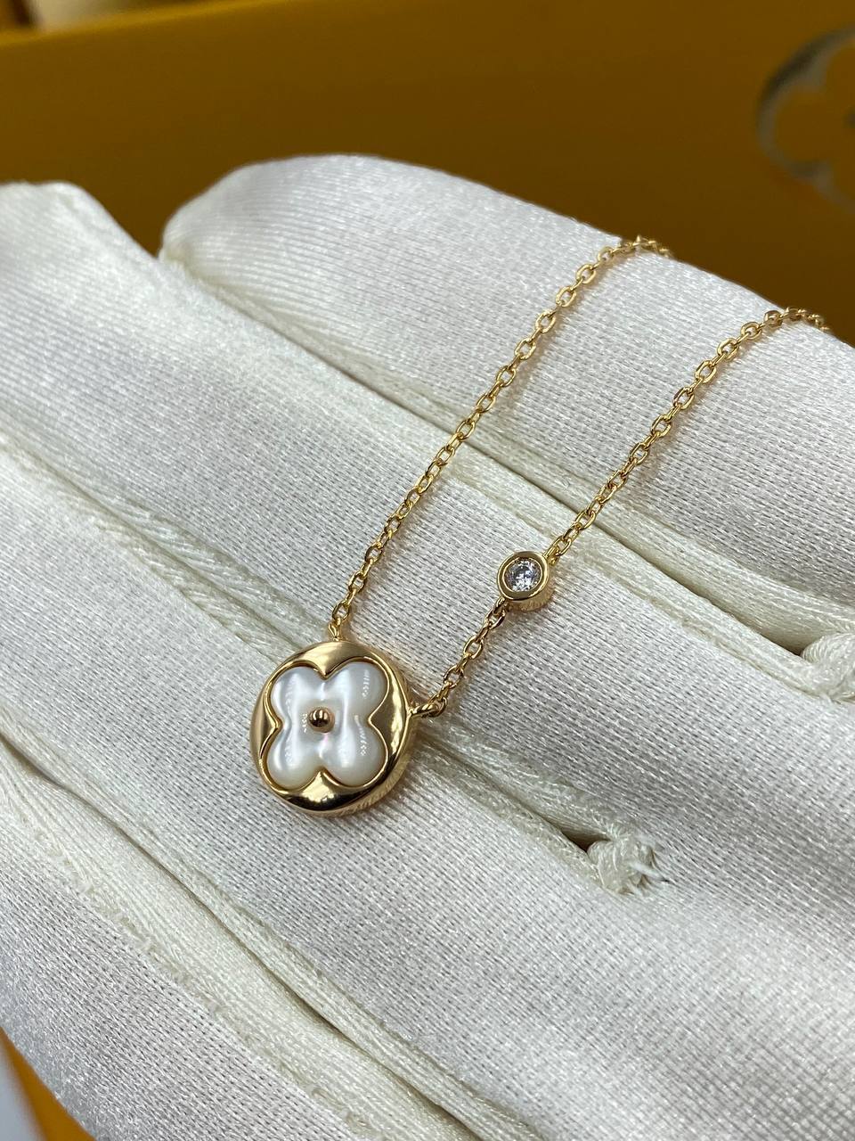 Колье премиум Louis Vuitton BP-43903 Колье премиум Louis Vuitton BP-43903