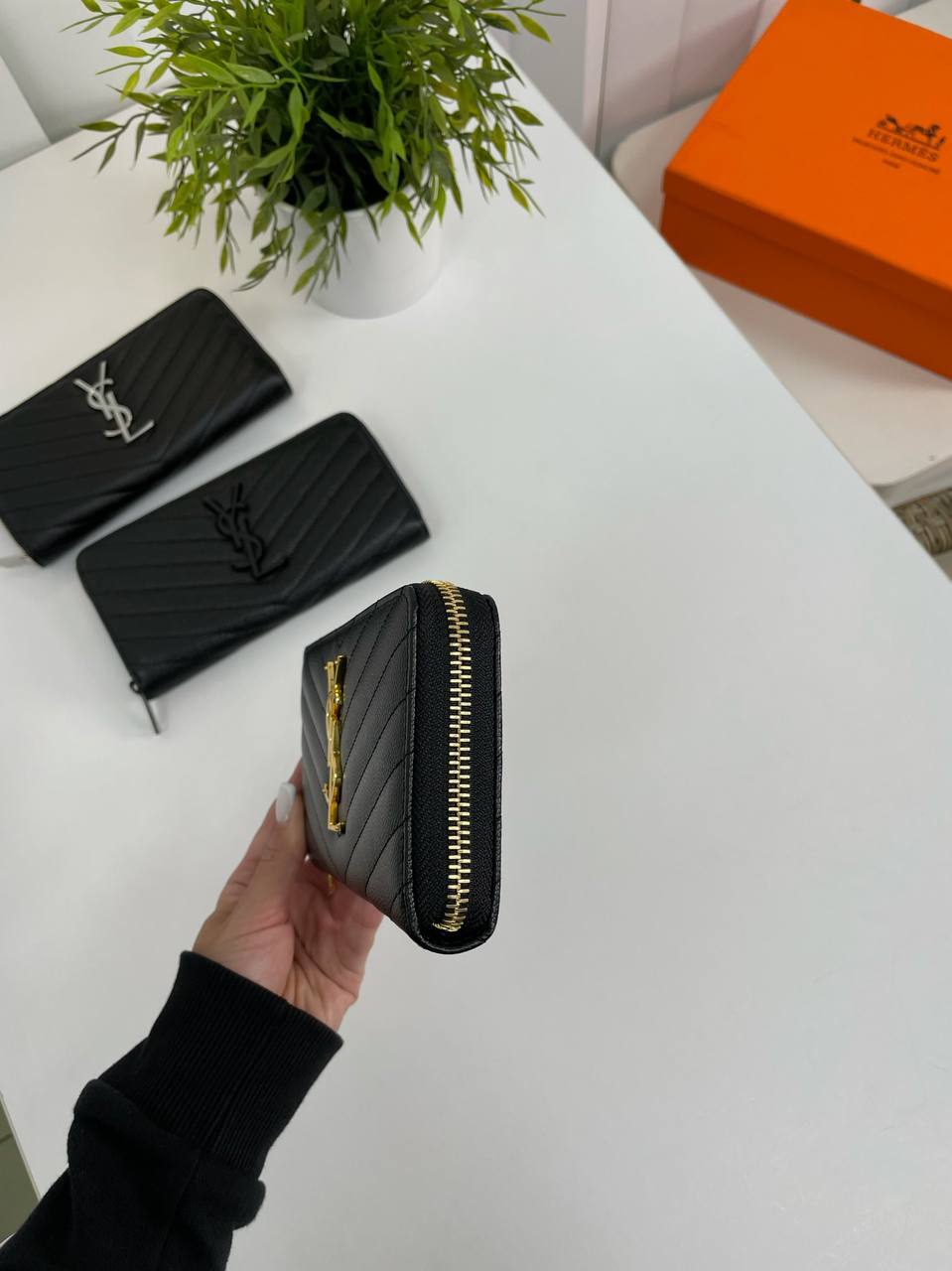 Элитный кошелек Yves Saint Laurent BP-20570 Элитный кошелек Yves Saint Laurent BP-20570