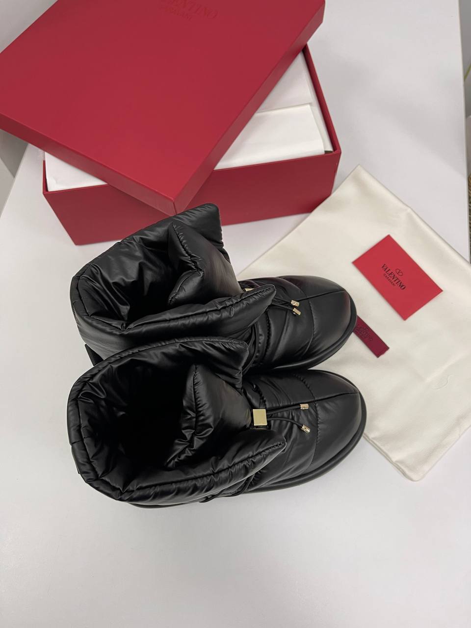 Ботинки черные Valentino лимитированные BP-25335 Ботинки черные Valentino лимитированные BP-25335