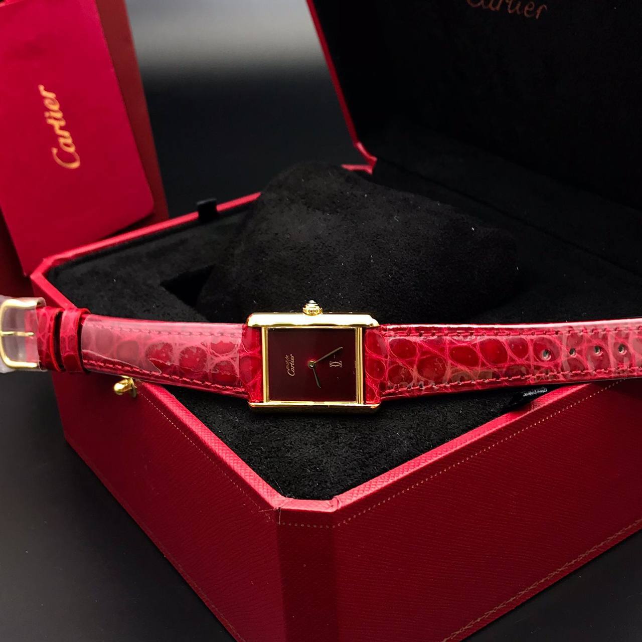 Часы стильные Cartier BP-25545 Часы стильные Cartier BP-25545