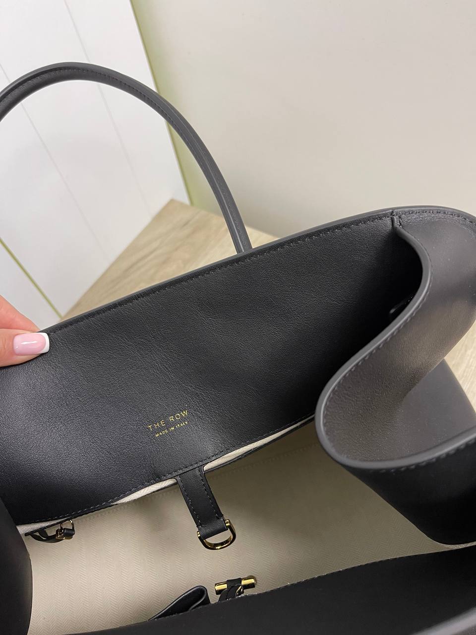 Повседневная женская сумка The Row BP-25885 Повседневная женская сумка The Row BP-25885