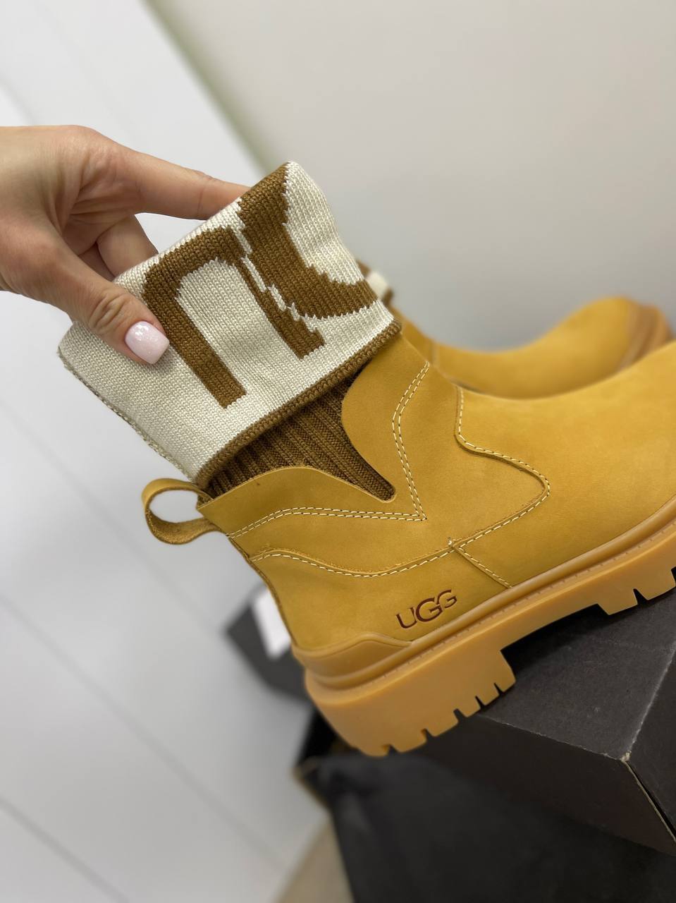 Премиальные UGG MARTIN KNIT CHESTNUT Ugg Australia BP-25204 Премиальные UGG MARTIN KNIT CHESTNUT Ugg Australia BP-25204