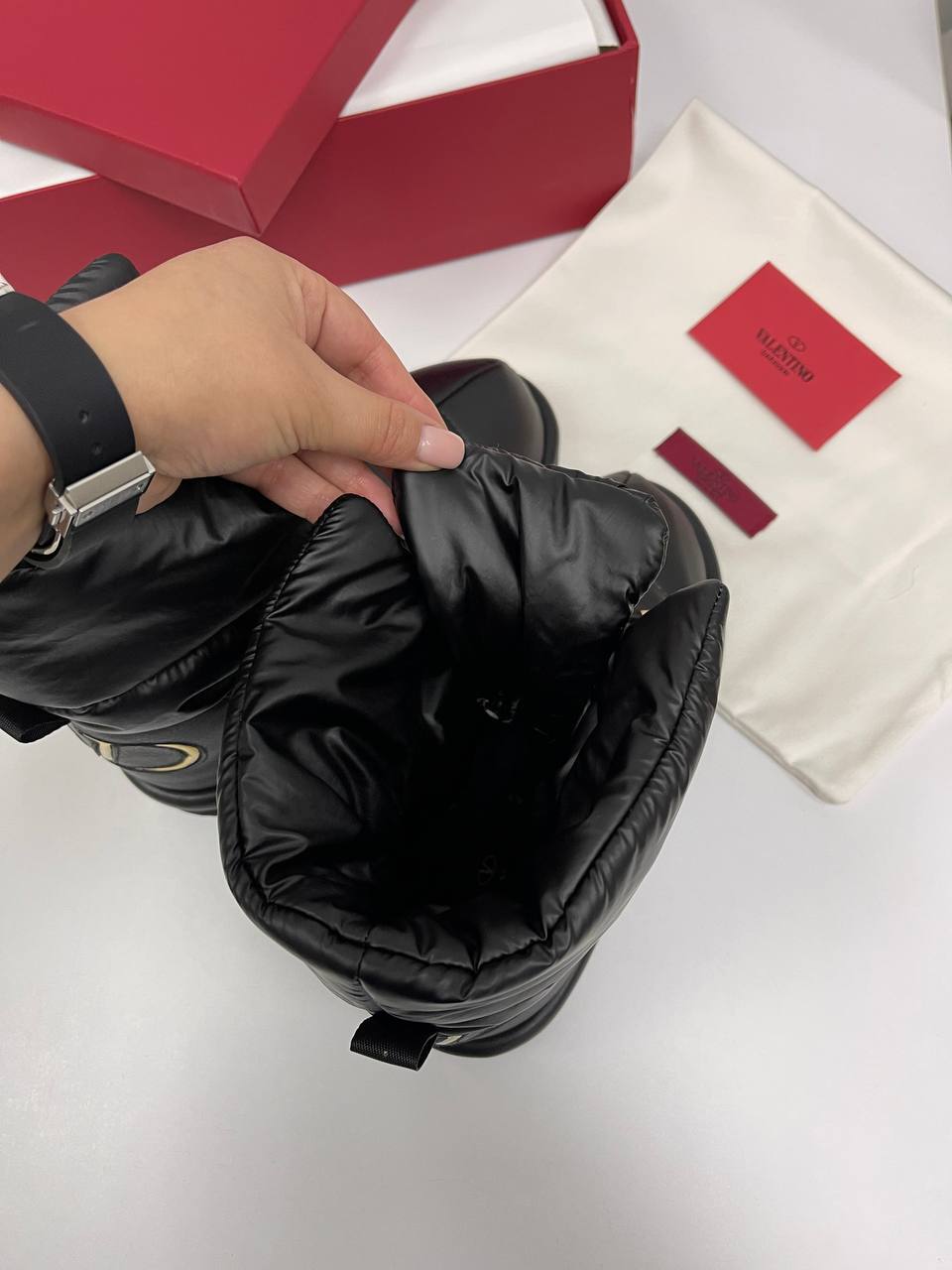 Ботинки черные Valentino лимитированные BP-25335 Ботинки черные Valentino лимитированные BP-25335