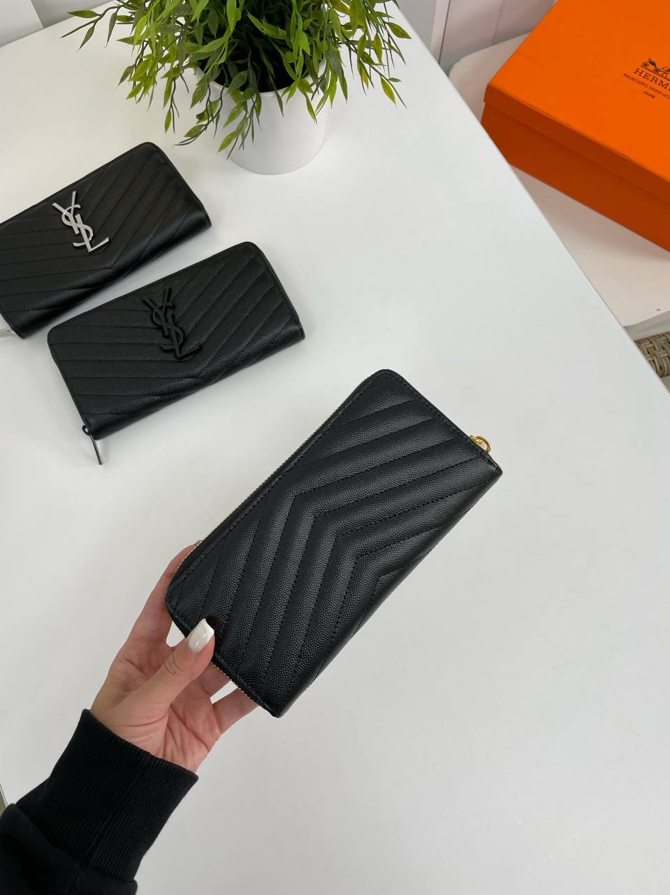 Элитный кошелек Yves Saint Laurent BP-20570 Элитный кошелек Yves Saint Laurent BP-20570