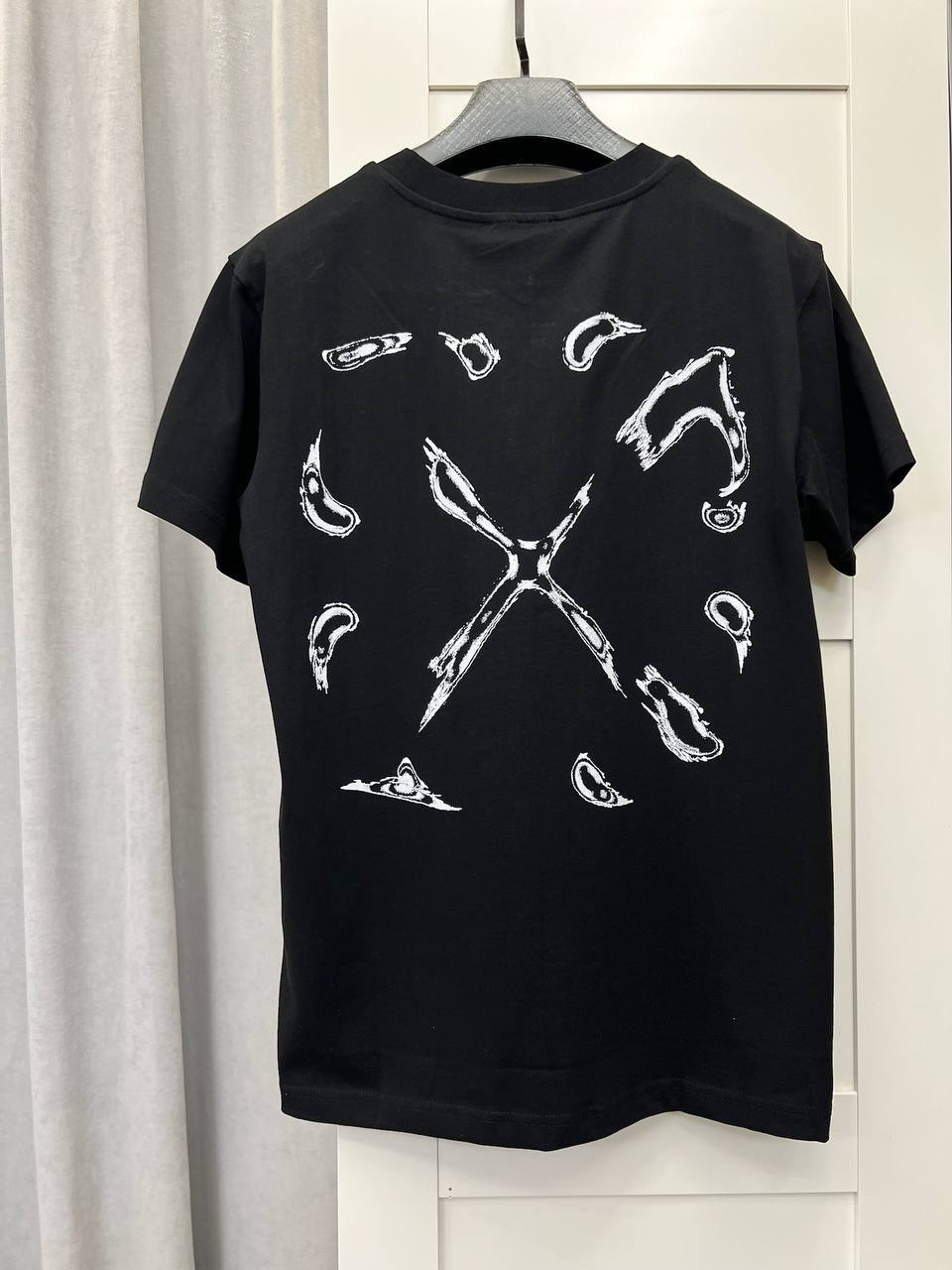 Повседневная футболка Off-White™ BP-49523 Повседневная футболка Off-White™ BP-49523