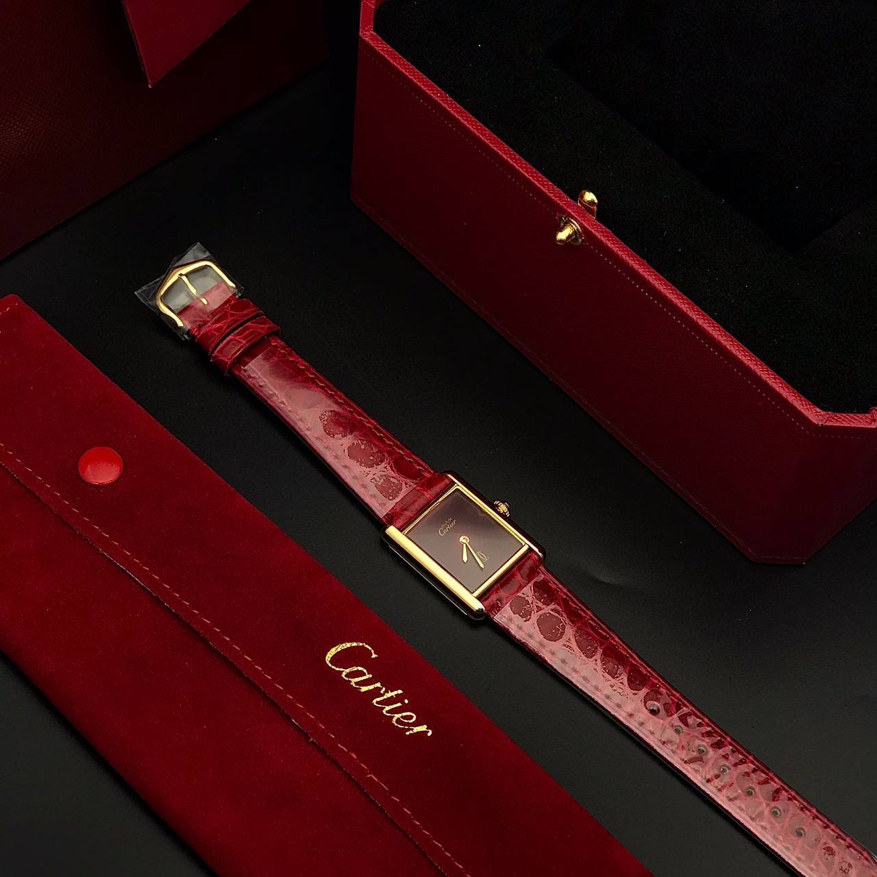 Часы стильные Cartier BP-25545 Часы стильные Cartier BP-25545