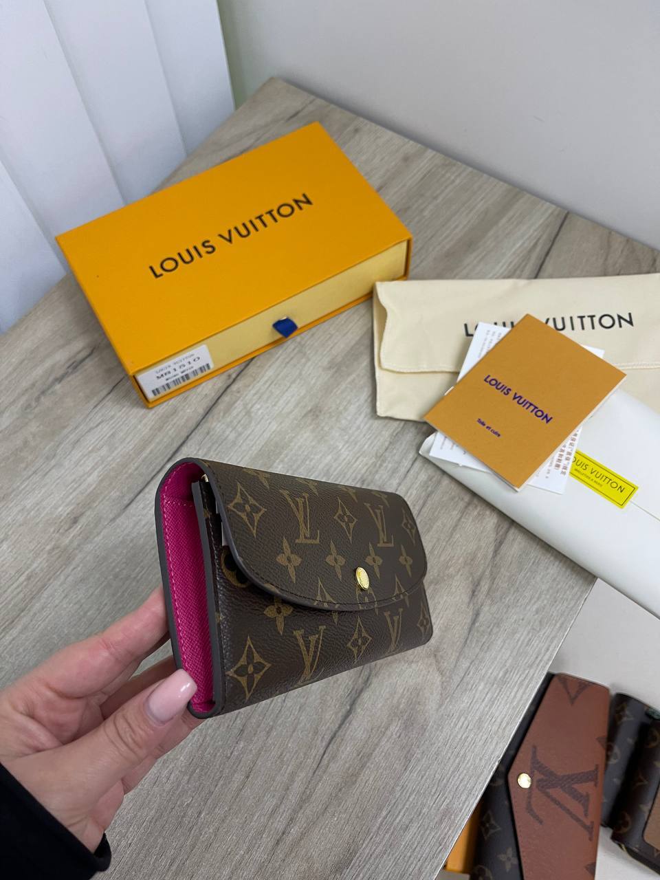 Кошелек трендовый Louis Vuitton BP-27595 Кошелек трендовый Louis Vuitton BP-27595