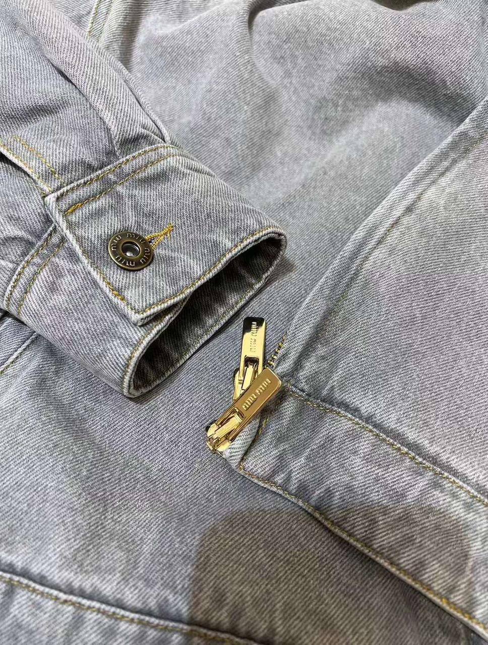 Женская куртка Miu Miu коллекционная BP-40119 Женская куртка Miu Miu коллекционная BP-40119