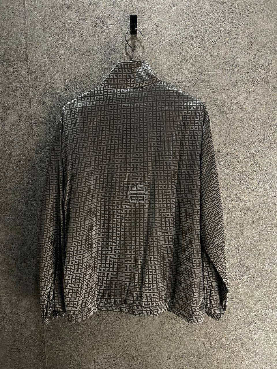 Ветровка Givenchy BP-39027 стильная Ветровка Givenchy BP-39027 стильная