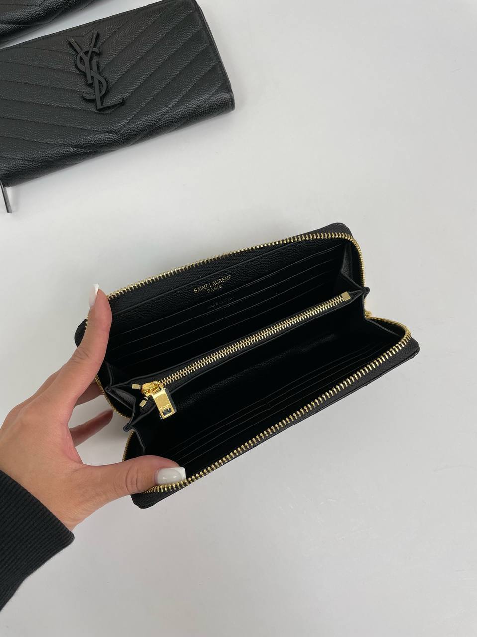 Элитный кошелек Yves Saint Laurent BP-20570 Элитный кошелек Yves Saint Laurent BP-20570