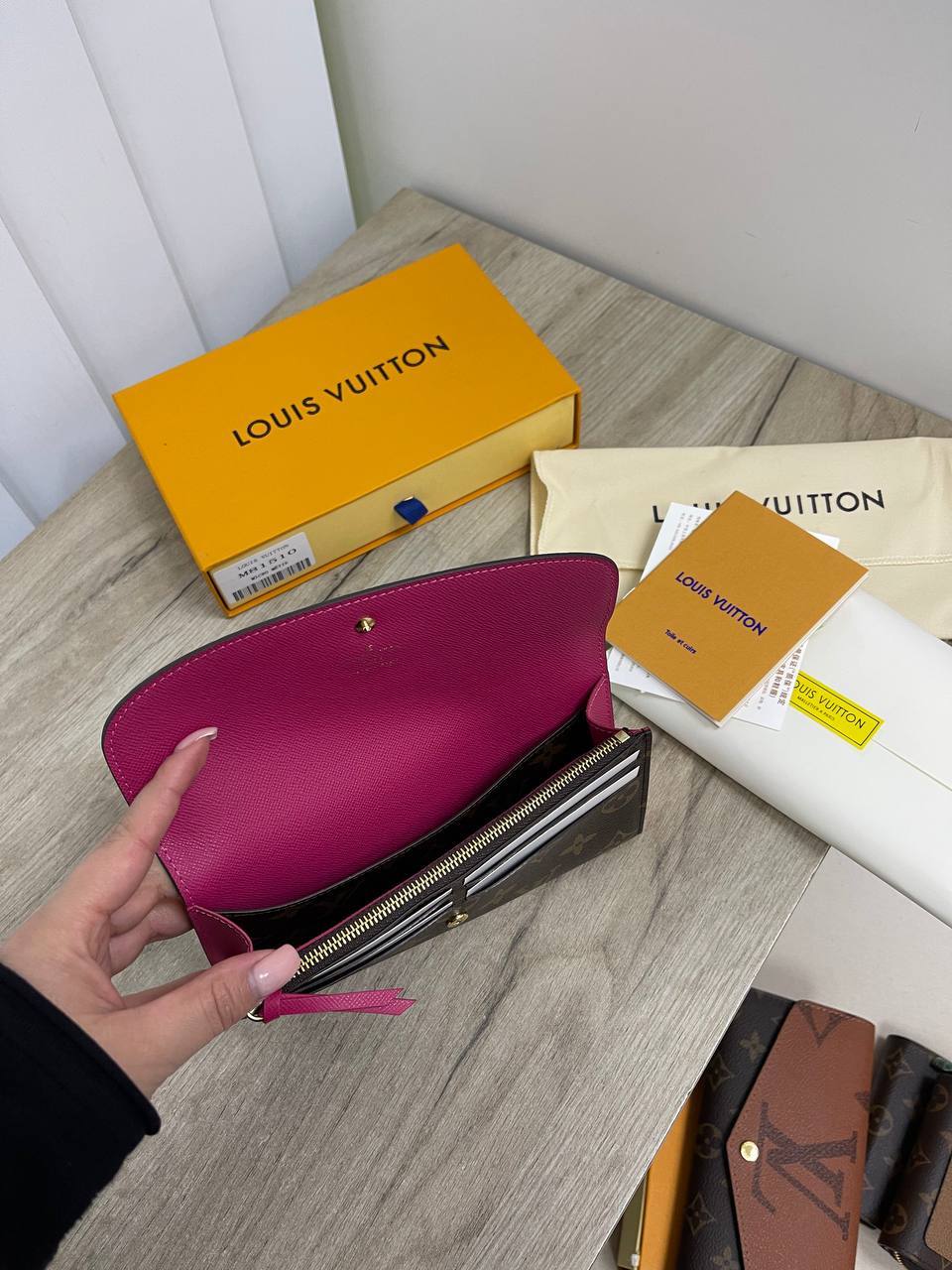 Кошелек трендовый Louis Vuitton BP-27595 Кошелек трендовый Louis Vuitton BP-27595